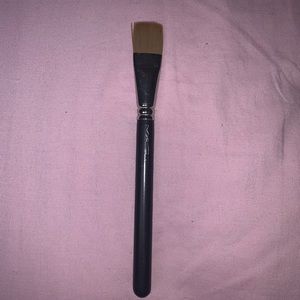 MAC 191 BRUSH